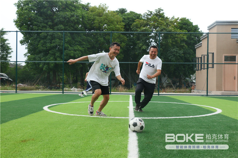 柏克杯足球友谊赛